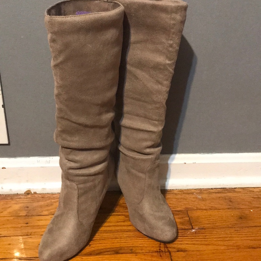 Kaki boots